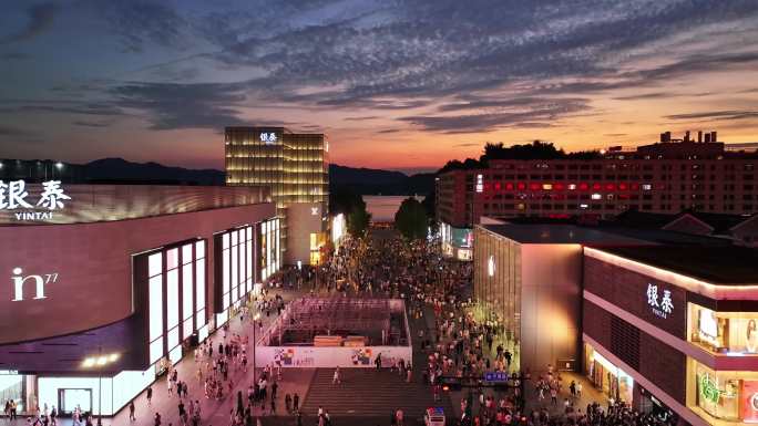 杭州市湖滨商圈街区人流高清4k素材