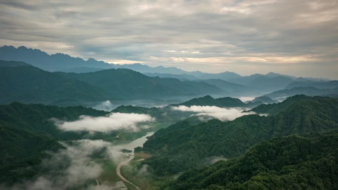 云海云雾缭绕大山大河森林云雾