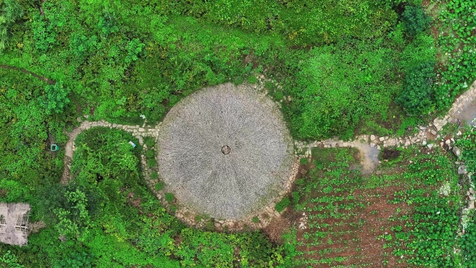 中国贵州兴义雨补鲁天坑航拍