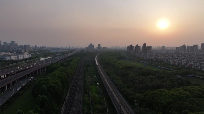 落日高铁高架桥