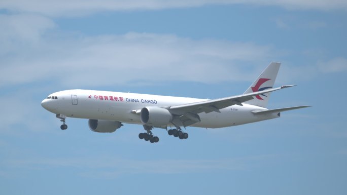 4K超稳：中国货运航空B777货机降落