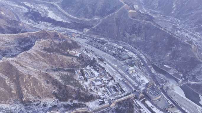 居庸关长城冬季雪景航拍日出