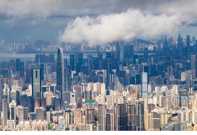 深圳市梧桐山山顶眺望深圳市区