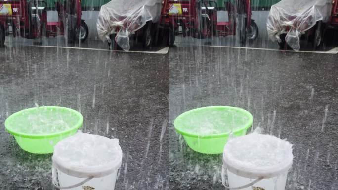 夏天下雨暴雨塑料桶水桶塑料盆脸盆装雨水