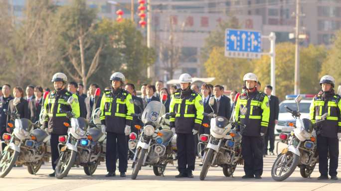 警车车队出警大场面抓捕警示巡逻