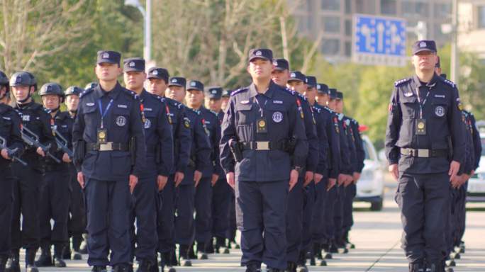 警察敬礼 公安形象特警整齐队列