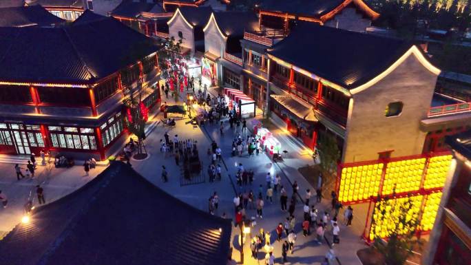 航拍 远景 俯视 古楼 夜景 人群 集市