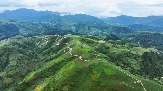 大凉山的山航拍凉山州大山