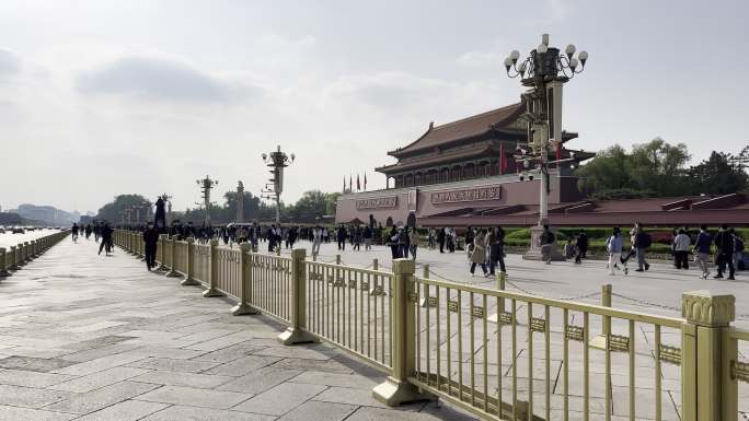 北京长安街移动拍摄天安门