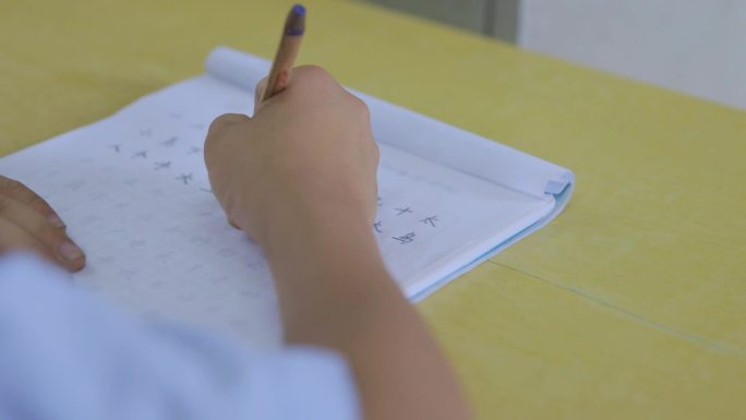 儿童硬笔软笔书法