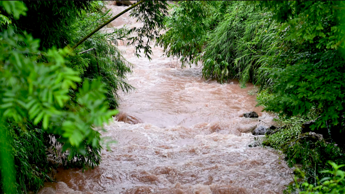 山洪爆发洪水泥石流暴雨水灾实拍素材