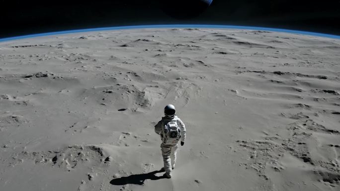 宇航员在月球上行走，留下脚印