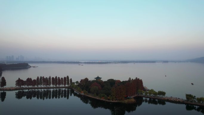 航拍武汉旅游5A级东湖绿道景区自然湖景