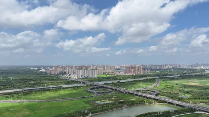 江苏淮安：“格美”吹来水晶蓝