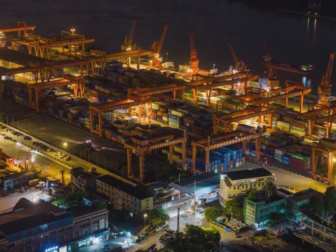 广州黄埔鱼珠港口夜景延时10