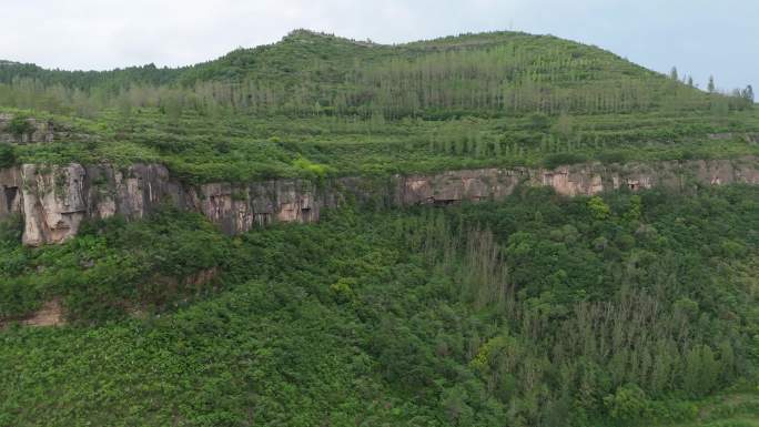 航拍岱崮地貌风景
