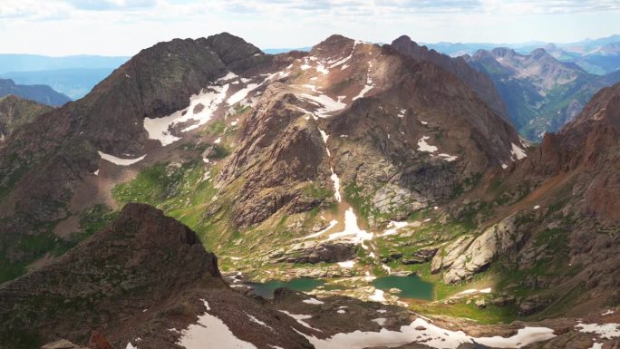 阳光峰温敦峰双湖径景尤洛斯山北科罗拉多芝加哥盆地早晨晴朗蓝天多云遮荫春天夏天十四七月针圣胡安落基山脉
