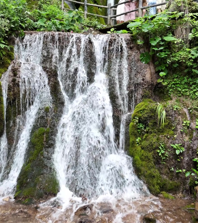 河南洛阳：栾川重渡沟山水秀丽，避暑圣地