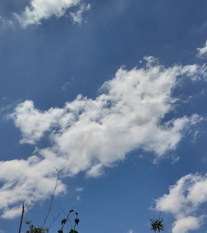 阳光明媚蓝天白云空镜城市天空唯美