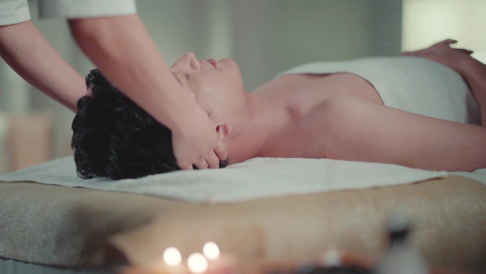 美女 帅哥 酒店 SPA 按摩 养生