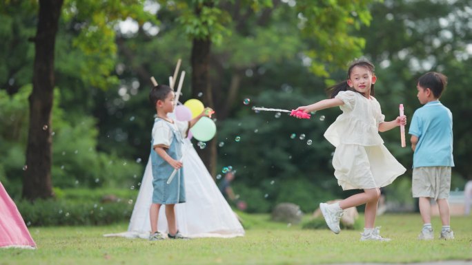 一群小孩