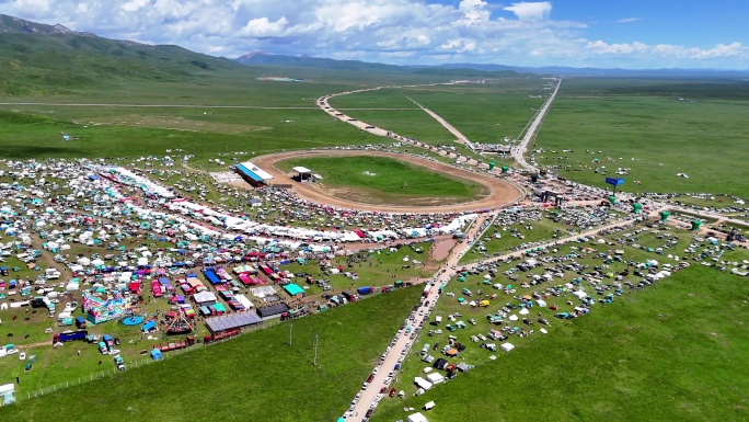 若尔盖县黄河河曲马赛马节现场草原航拍