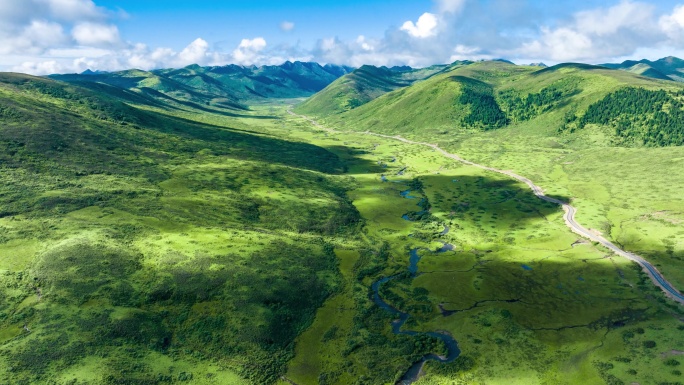 唯美青藏高原风光山川大地阳光山谷航拍延时