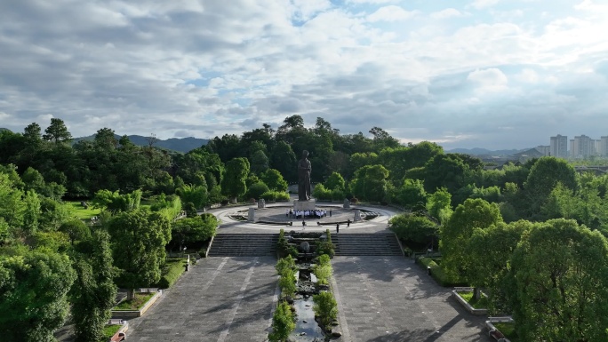 贵州龙场