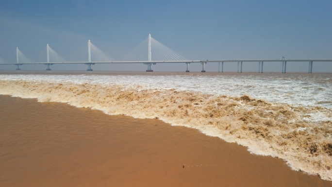 十组近距离航拍钱塘江大潮合集