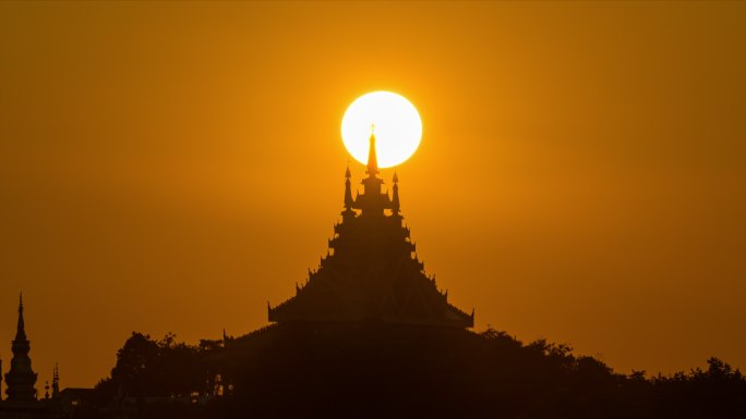 瑞丽傣王宫日落