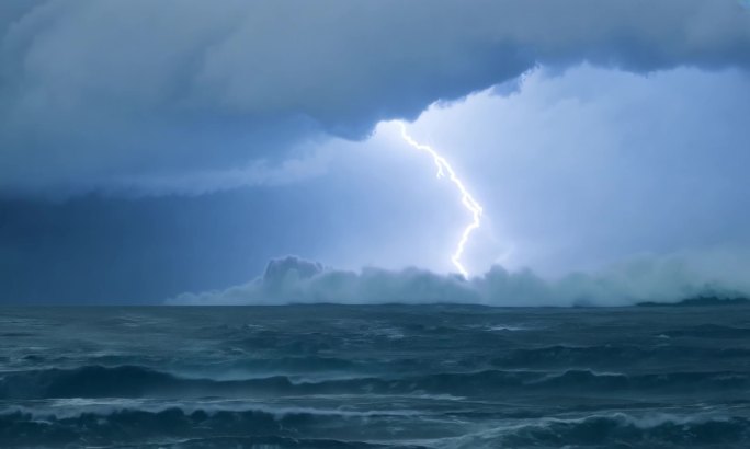 海上风暴 台风雷电 海上台风掀起狂风巨浪