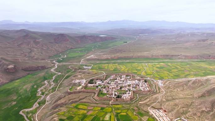 甘南夏河县甘加秘境，甘加草原八角古城遗迹