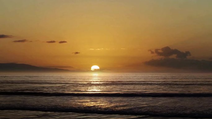 湖面大海日出海浪浪花波浪