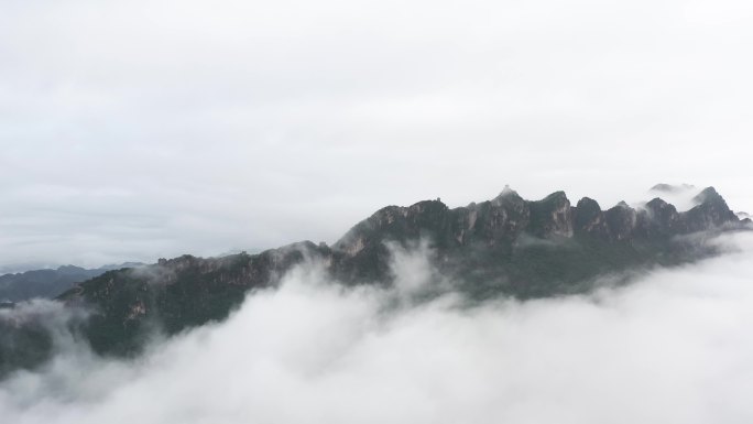 司马台长城云海