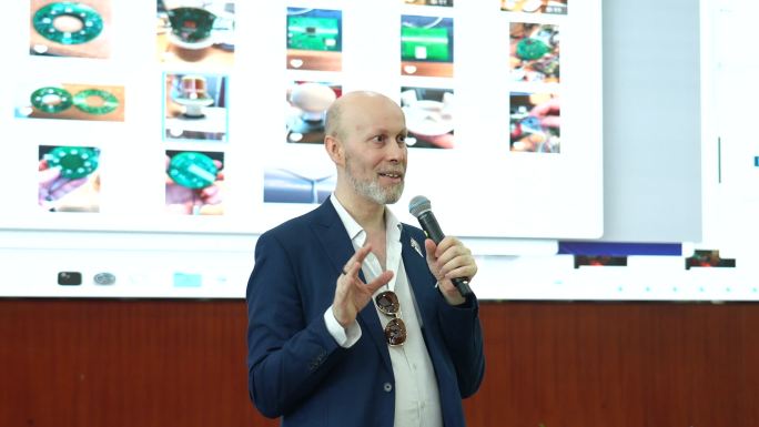 大学生 论坛 创业 交流活动 就业 学校