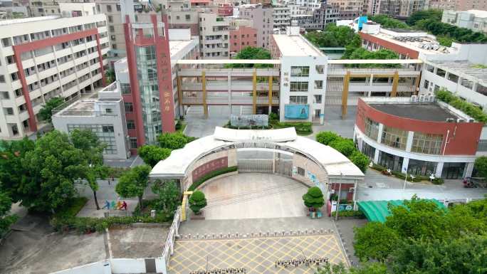 航拍厦门海沧区霞阳小学