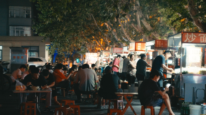 深夜小吃摊