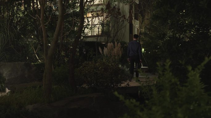 加班熬夜-下班回家的幸福时刻