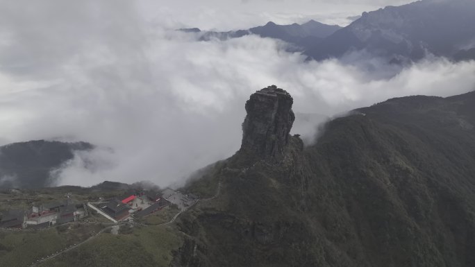 原创 贵州梵净山红云金顶航拍自然风光