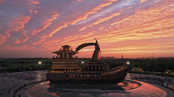 绝美的西安昆明池晚霞航拍