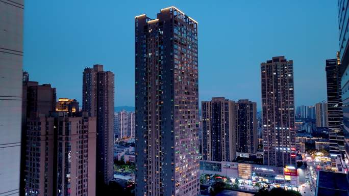 高端写字楼办公城市夜景重庆九龙坡万象城