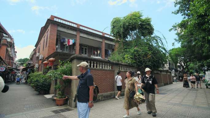 厦门鼓浪屿福州路老房子古建筑游客旅游空镜