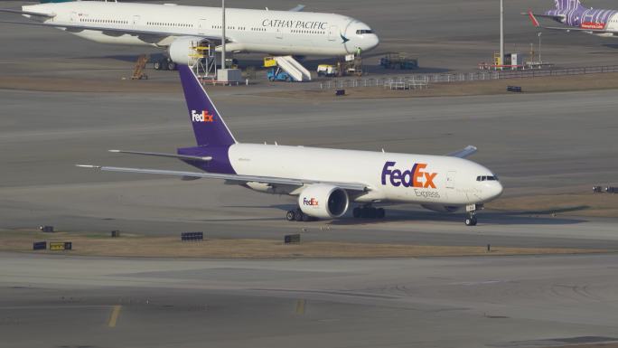 联邦快递Fedex波音777货机香港起飞