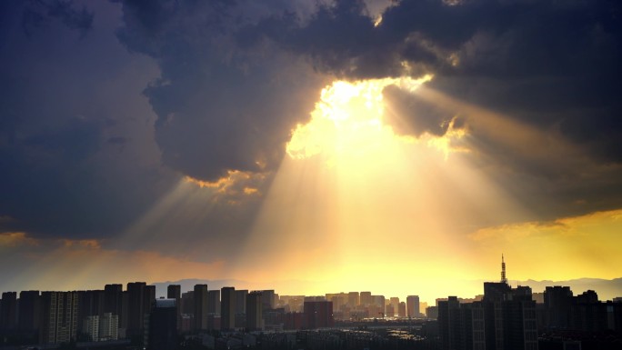 呼和浩特城市延时乌云转晴