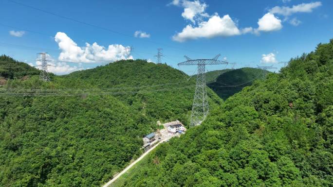 山区输电塔高压电塔航拍4K