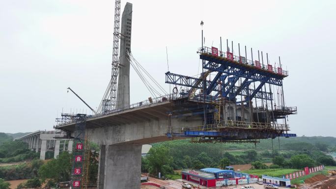高速公路建设 混凝土浇筑施工