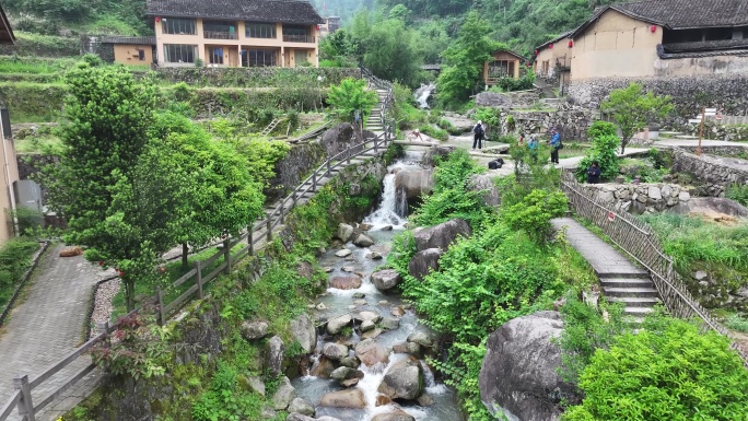 60航拍浙江云和梯田风景区白银谷古村落