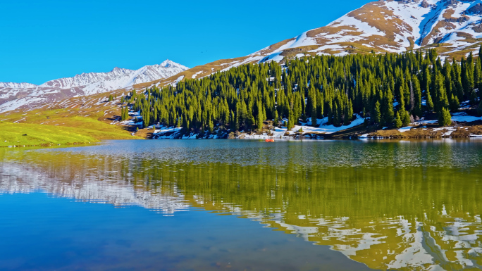 新疆风景 天山 雪山