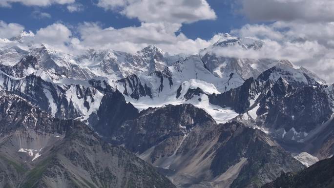 新疆 伊犁 昭苏 夏塔 雪山 航拍