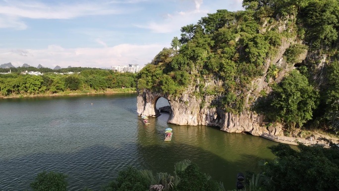 广西桂林山水甲天下象鼻山景区航拍自然风光